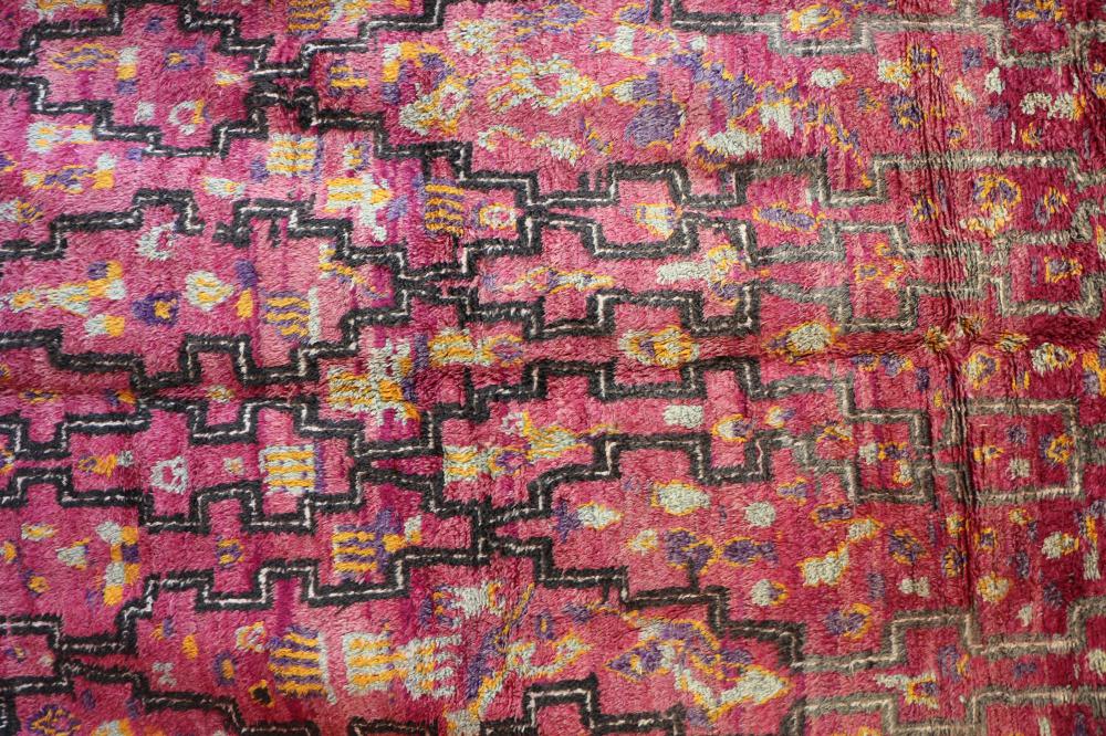 Vintage Talsint 363.00 cm x 193.00 cm