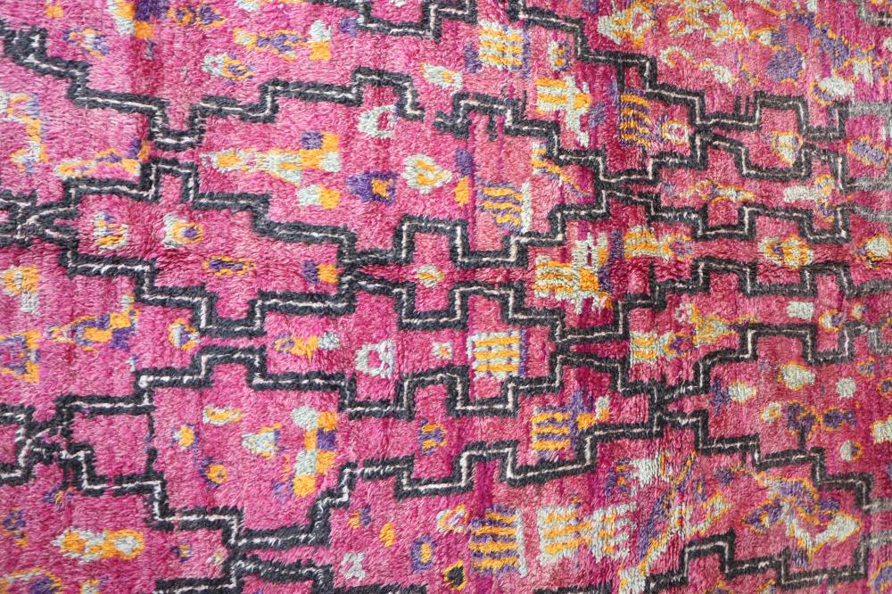 Vintage Talsint 363.00 cm x 193.00 cm