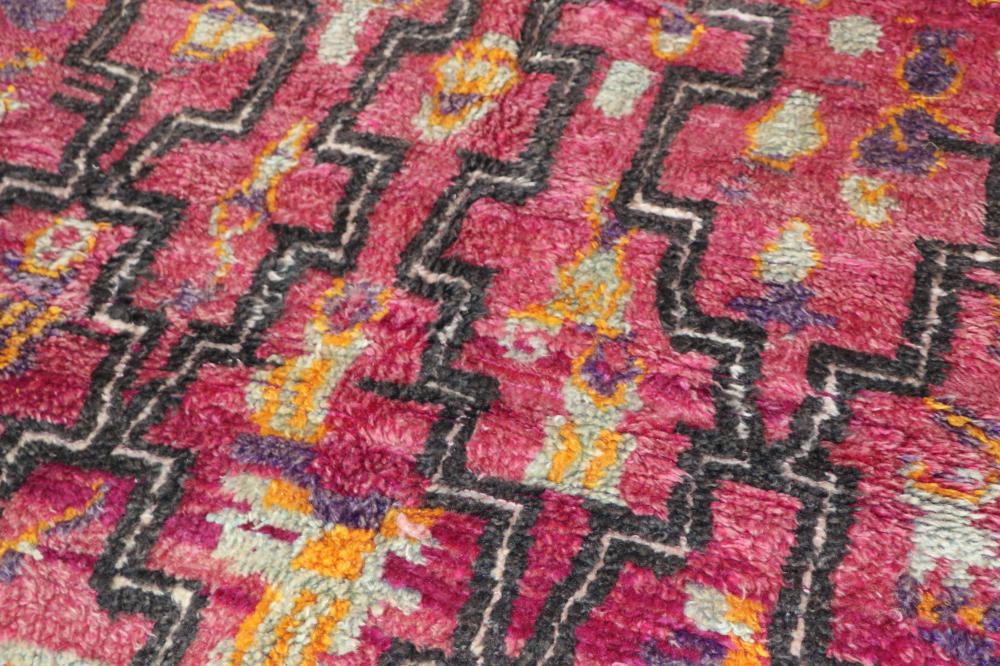 Vintage Talsint 363.00 cm x 193.00 cm