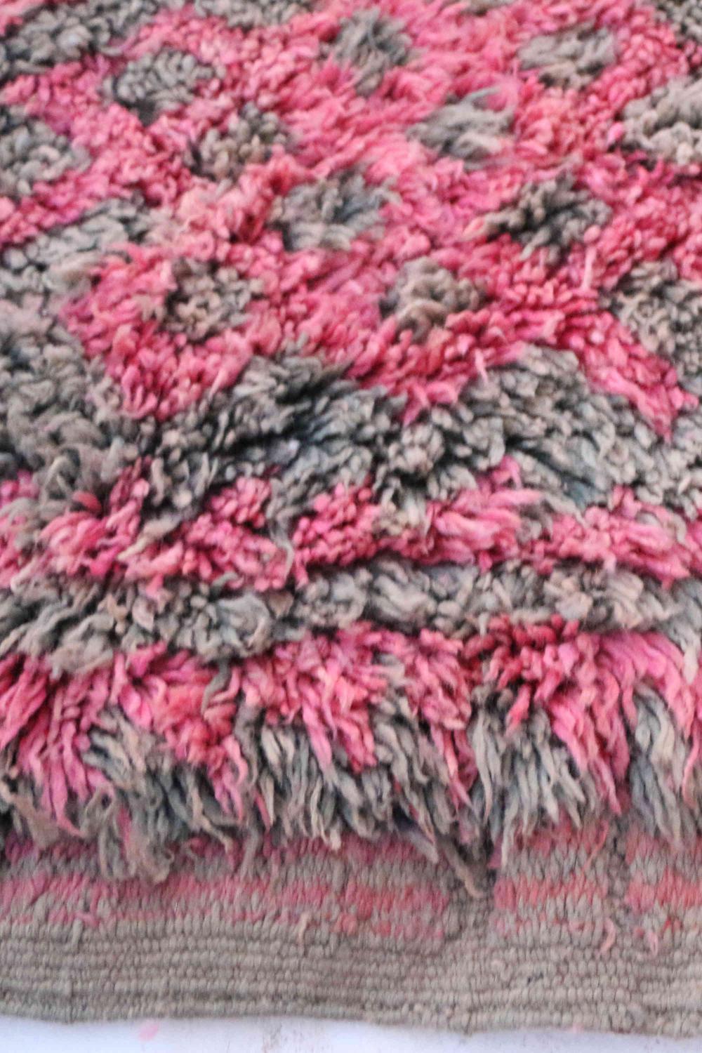 Vintage Talsint 254.00 cm x 196.00 cm