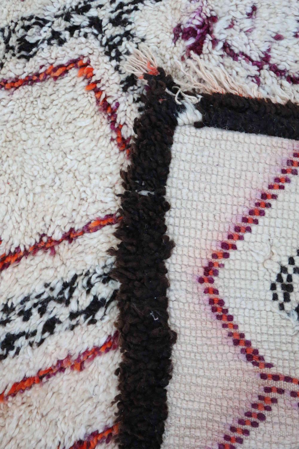 Vintage Beni Ourain 283.00 cm x 230.00 cm