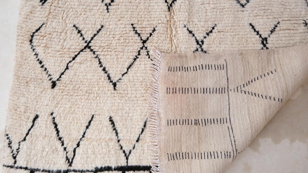 New Azilal 245.00 cm x 152.00 cm | Moroccan Rug-Azilal Berber Rug For Any Space