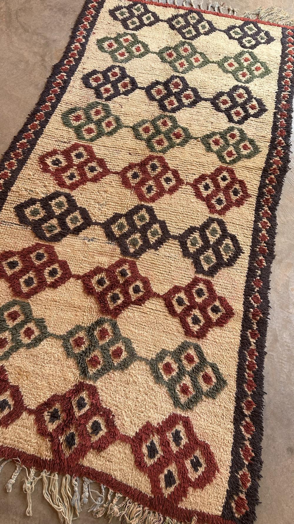 Vintage Boujad 263.00 cm x 135.00 cm