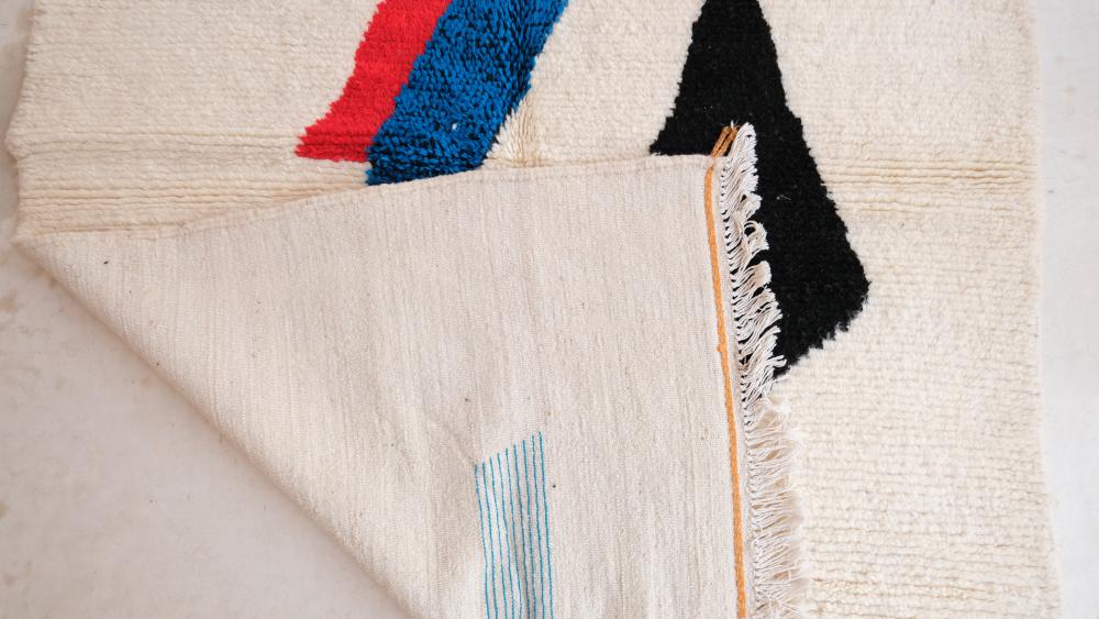 New Azilal 7.25 x 5.18 ft | 221x158 cm | Berber Moroccan Rugs For Home