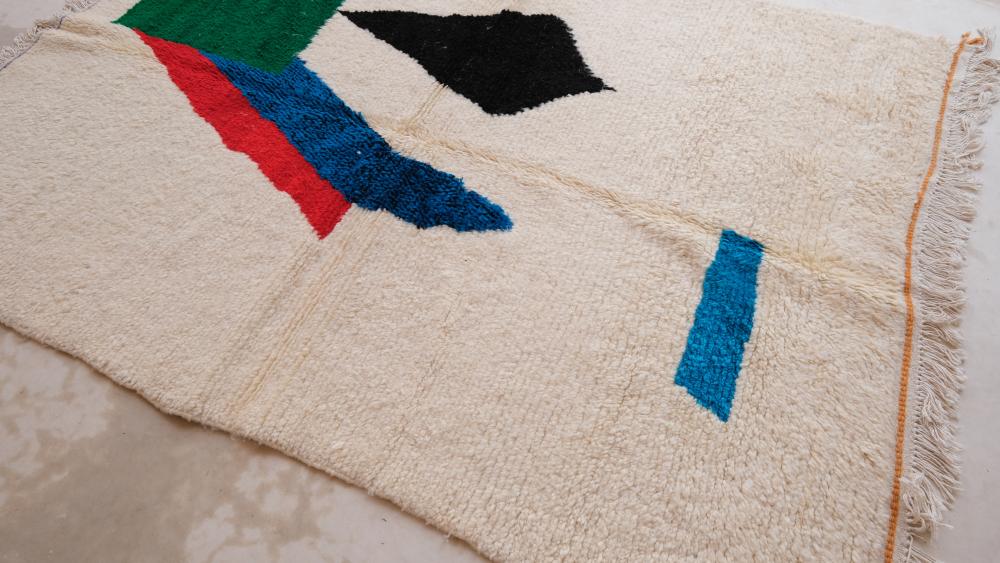 New Azilal 7.25 x 5.18 ft | 221x158 cm | Berber Moroccan Rugs For Home