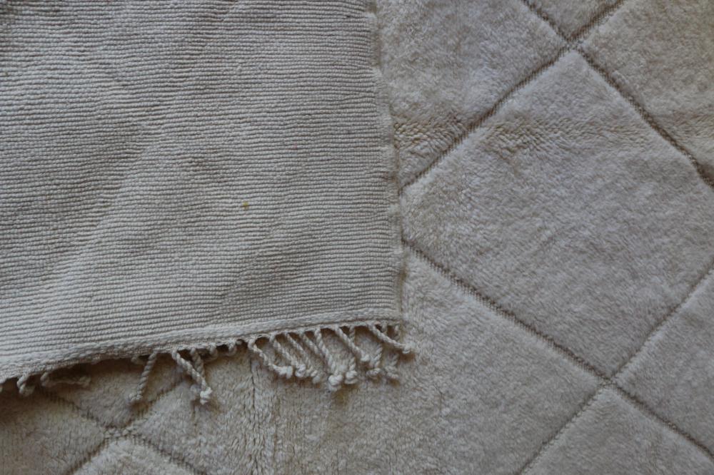 New Beni M'Rirt 302.00 cm x 177.00 cm