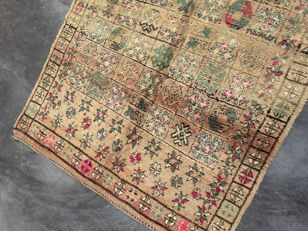 Vintage Zemmour 297.00 cm x 186.00 cm