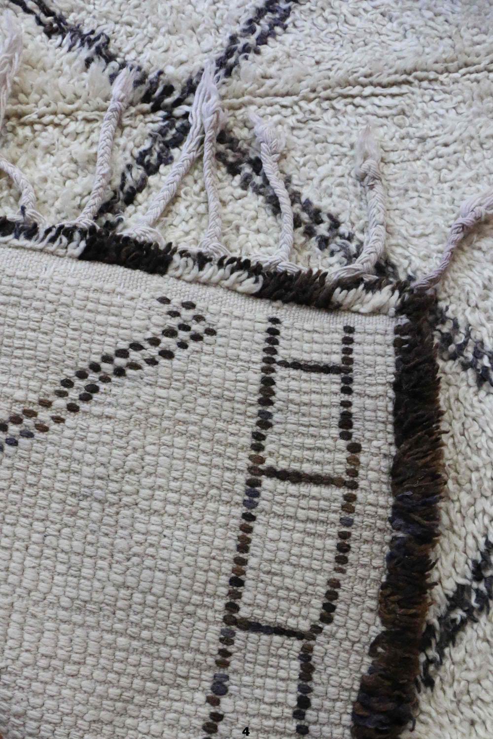 Vintage Beni Ourain 234.00 cm x 173.00 cm