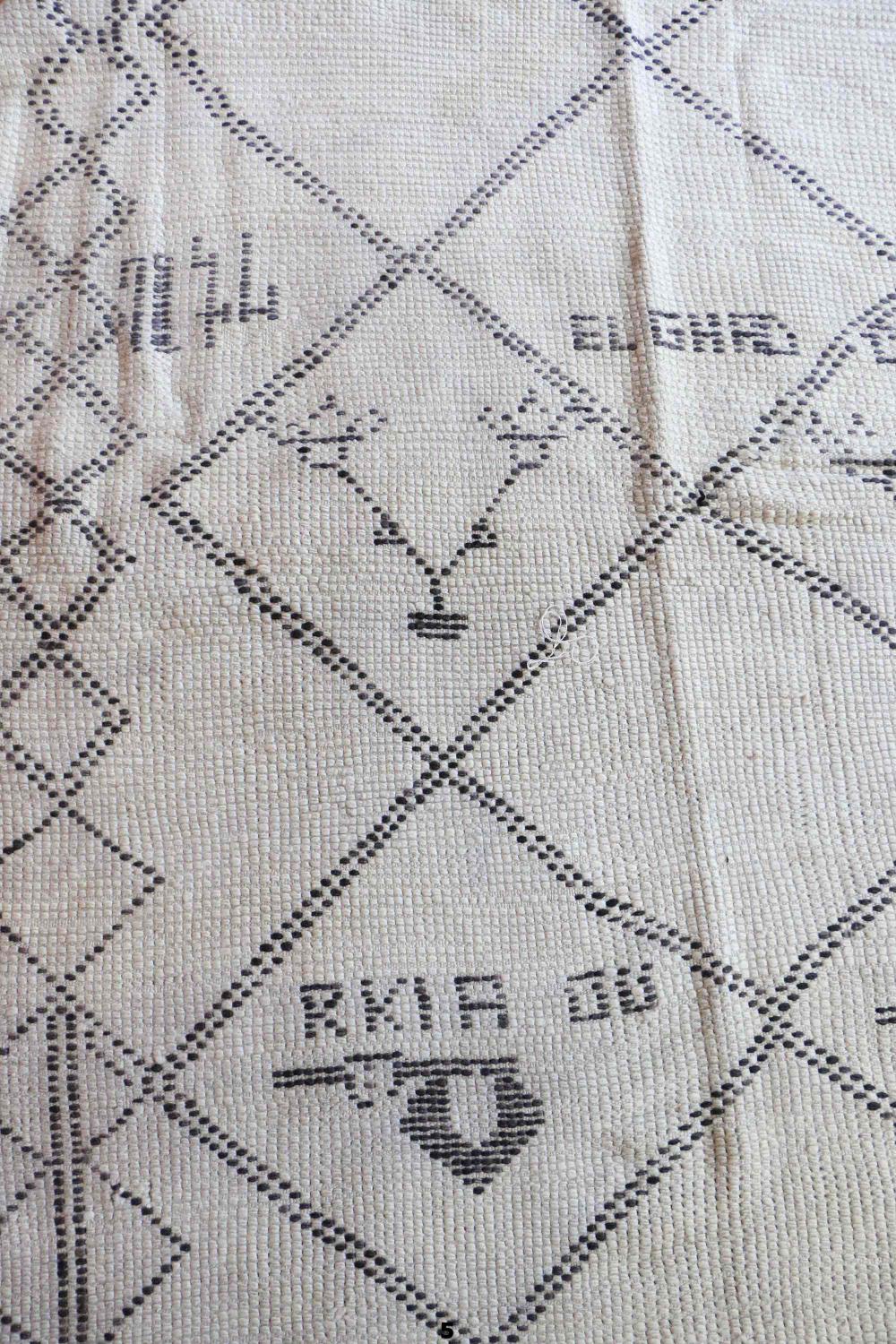 Vintage Beni Ourain 234.00 cm x 173.00 cm