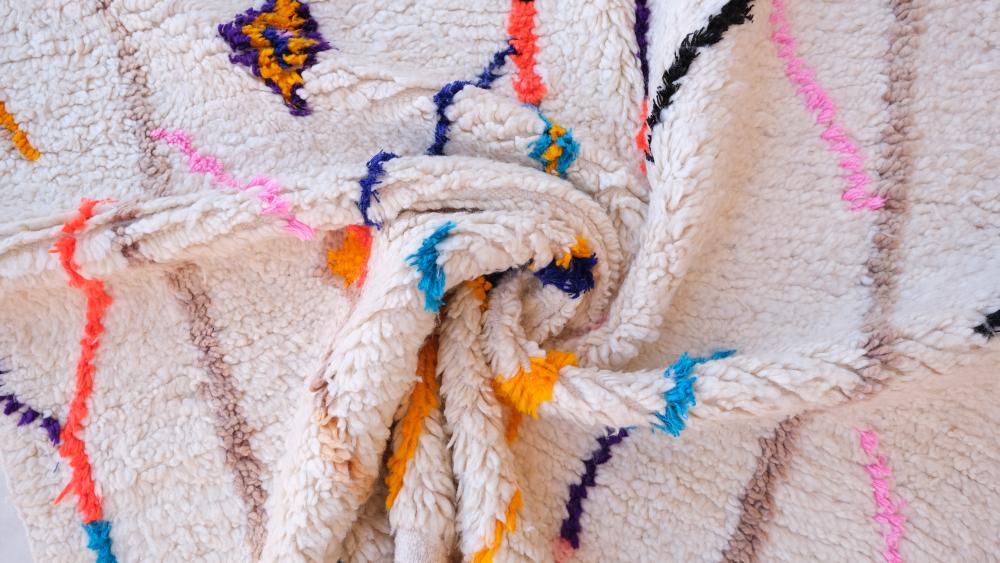 Azilal 261.00 cm x 141.00 cm | Authentic Handmade Moroccan Rugs Available