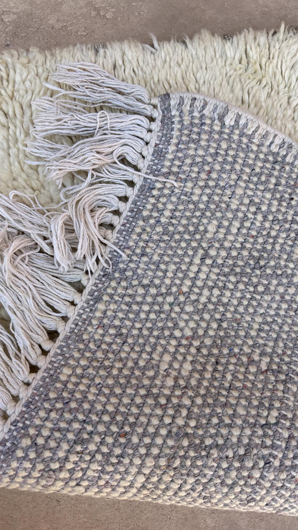 Vintage Beni M'Guild 153.00 cm x 83.00 cm