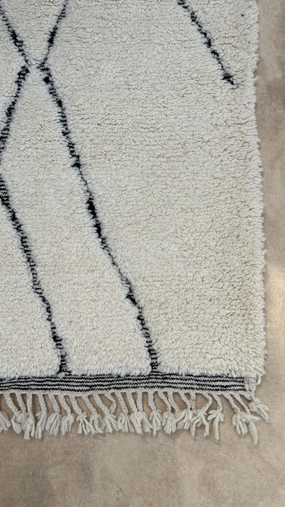 New Beni Ourain 250.00 cm x 167.00 cm