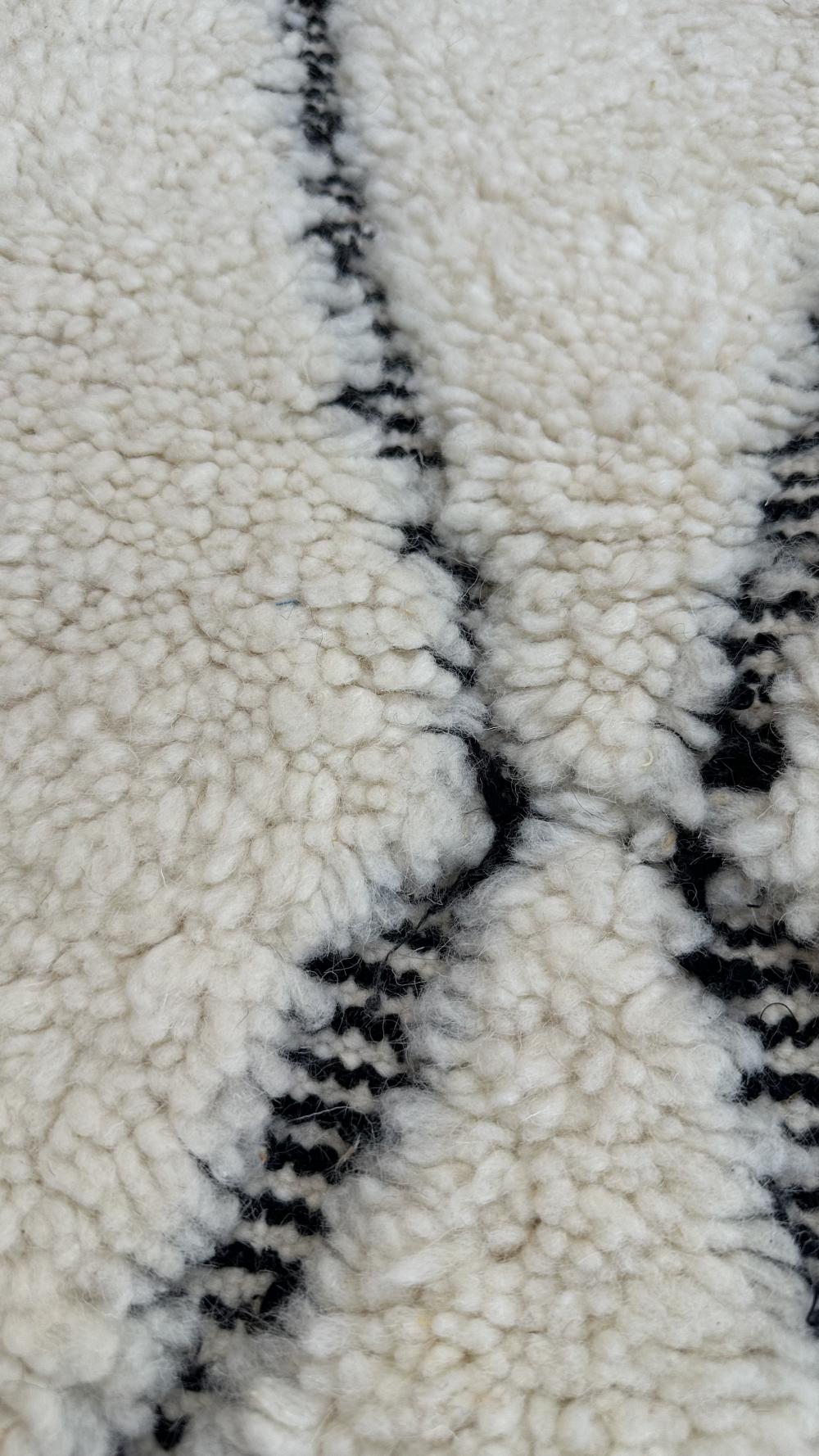 New Beni Ourain 250.00 cm x 167.00 cm