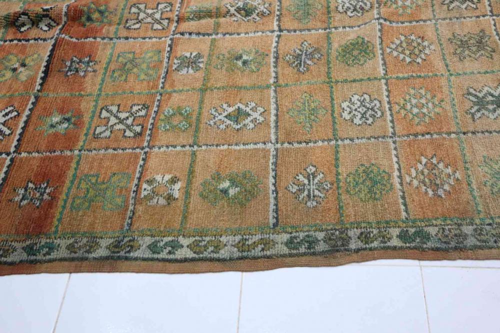 Vintage Zemmour 300.00 cm x 175.00 cm
