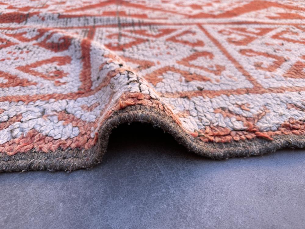 Vintage Beni M'Guild 305.00 cm x 174.00 cm