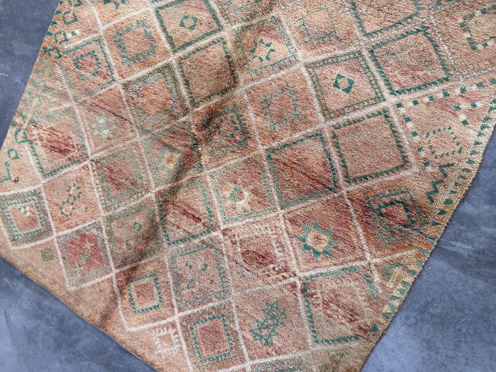 Vintage Zemmour 325.00 cm x 182.00 cm