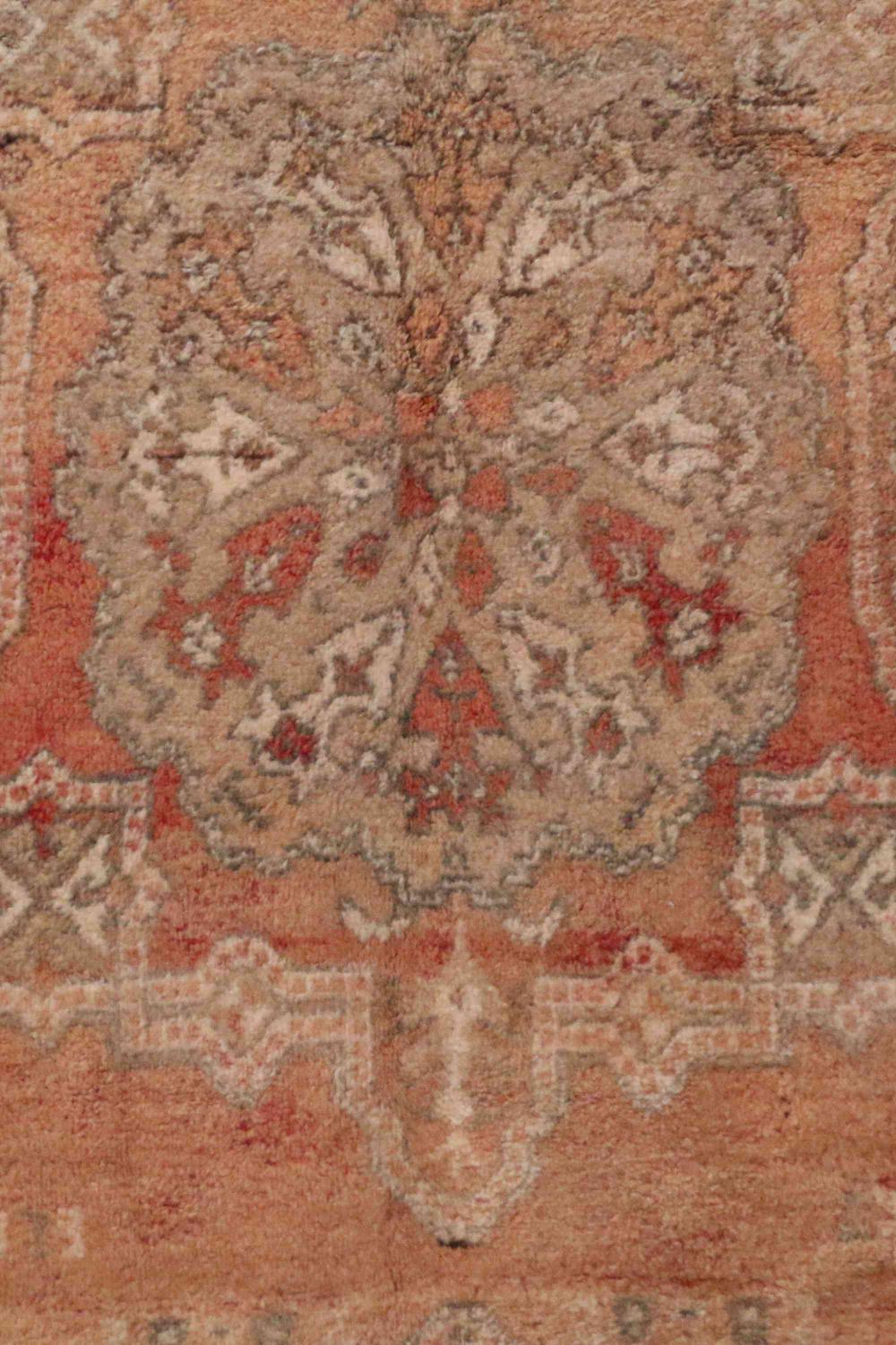 Vintage Arabia 379.00 cm x 183.00 cm