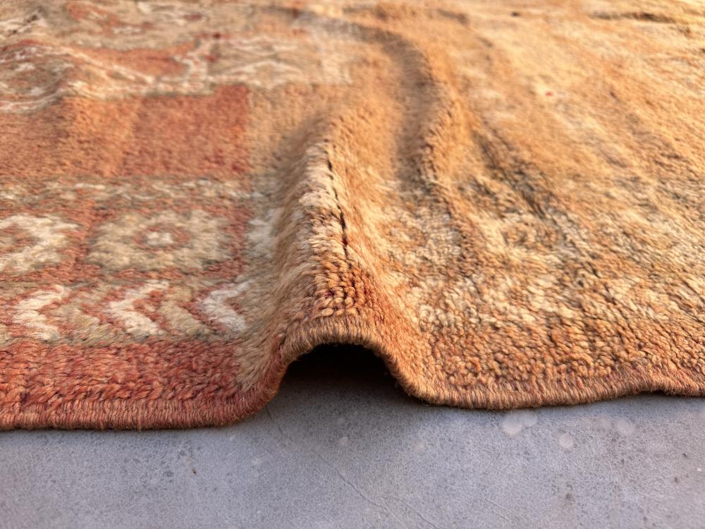 Vintage Arabia 379.00 cm x 183.00 cm