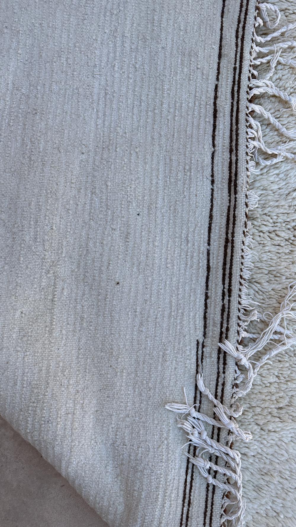 Vintage Beni Ourain 275.00 cm x 184.00 cm