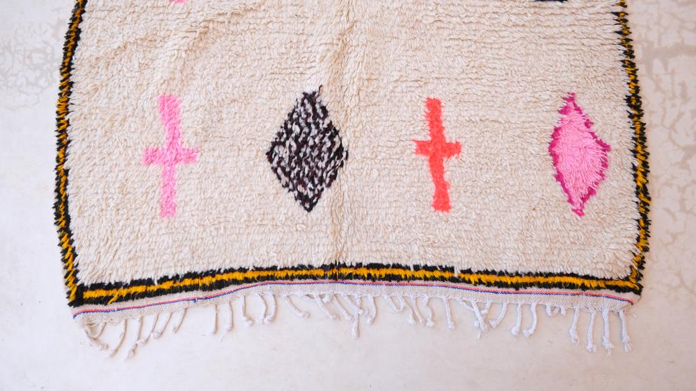 New Azilal 7.48x4.89 | 228x149 cm | Azilal Modern Moroccan Rug Handcrafted Elegance