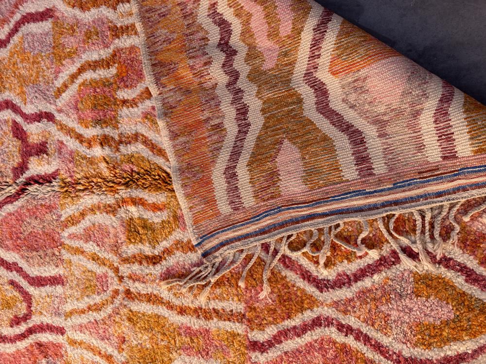 New Beni M'Rirt  296 x 211 cm (9.71 x 6.92 ft)