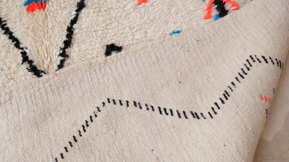 New Azilal 7.64x4.43 ft | 233x135cm | Beautiful Moroccan Azilal Rug For Indoor