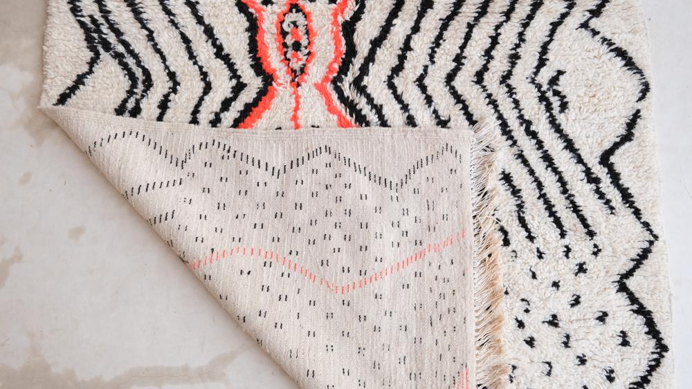 New Azilal 262.00 cm x 141.00 cm | Beautiful Azilal Moroccan Berber Rugs