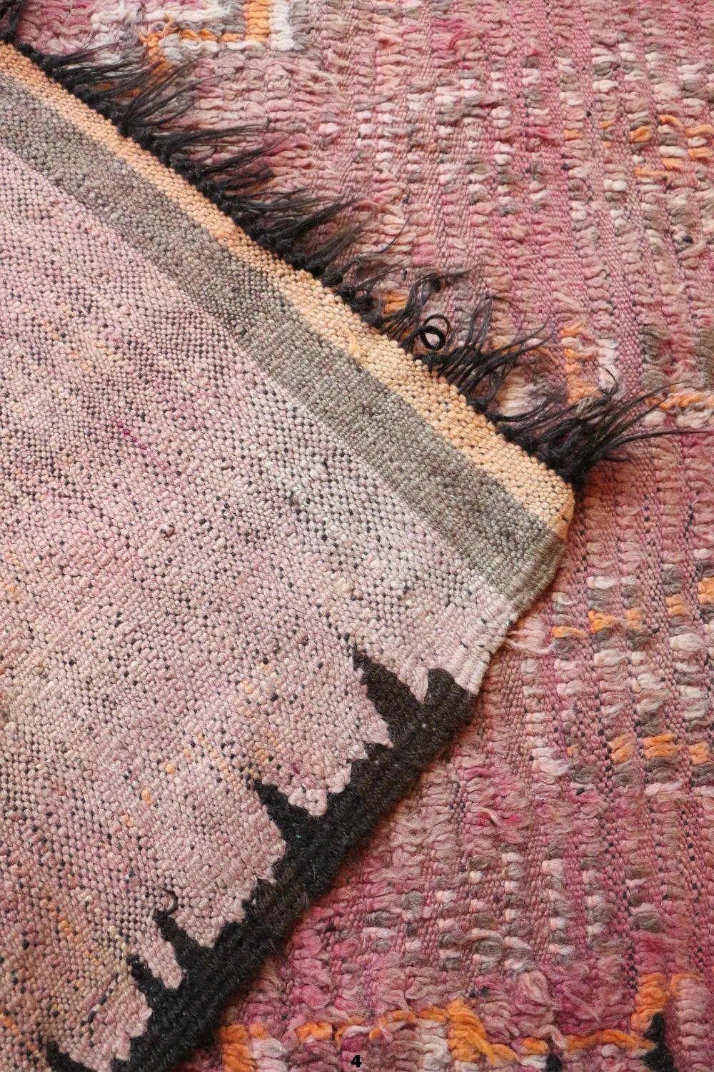 Vintage Ait Bou Sbaa 243.00 cm x 154.00 cm