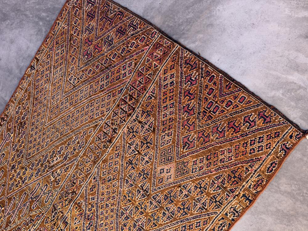 Vintage Beni M'Guild 209.00 cm x 175.00 cm