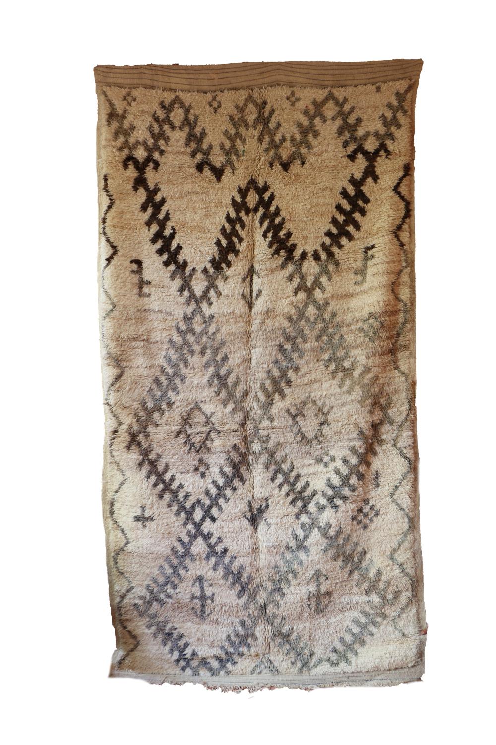 Vintage Talsint 340.00 cm x 177.00 cm