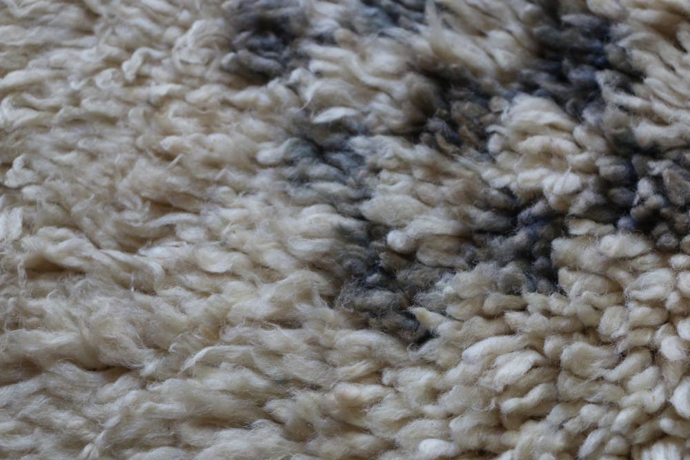 Vintage Talsint 340.00 cm x 177.00 cm