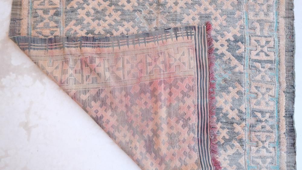 Vintage Talsint 314.00 cm x 180.00 cm