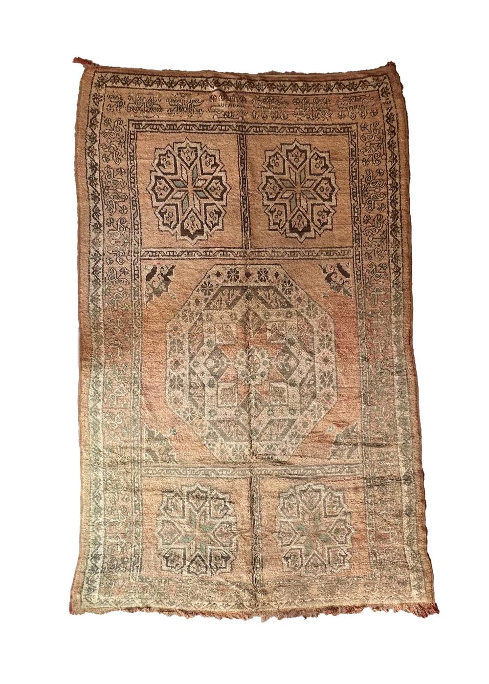 Vintage Arabia 390.00 cm x 219.00 cm