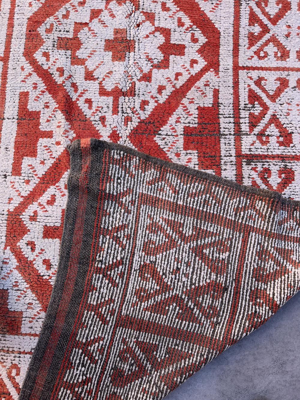 Vintage Beni M'Guild 305.00 cm x 174.00 cm